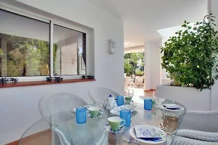 Luxury Alcazaba Beach Apartamento *
