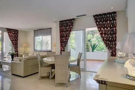Luxury Alcazaba Beach Lägenhet Estepona